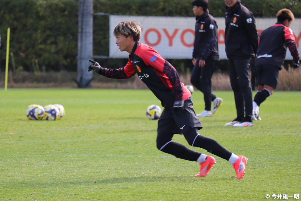 【取材ノート:名古屋】名古屋グランパス四季折々:時代の終わりと、次代の夜明けを前にして。名古屋の戦士たちの気概と渇望。