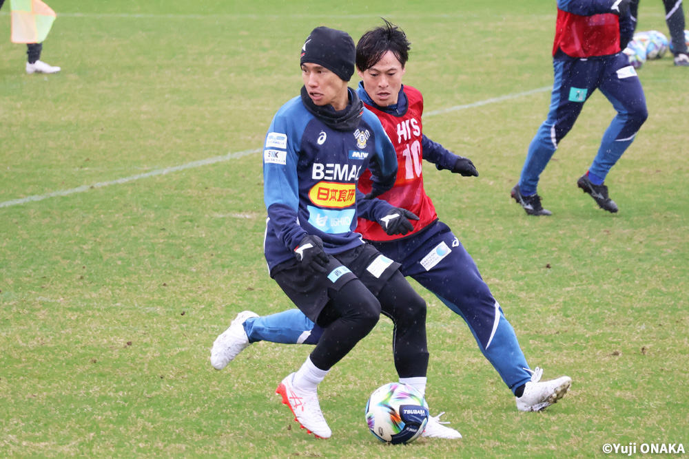 【取材ノート:今治】大胆かつ繊細に。円熟のMF加藤潤也が変革期のチームを推し進める