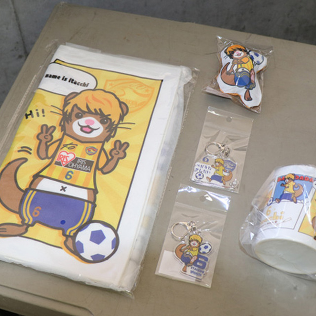 好評のいたっちグッズ!