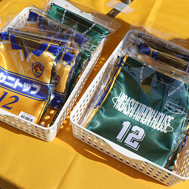 ブランメル&ベガルタの「歴代ユニフォーム巾着2枚セット」