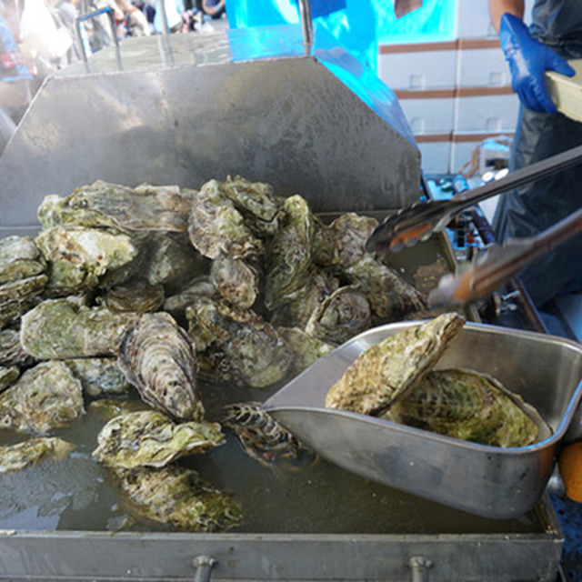 生産者も絶賛の蒸しかき!