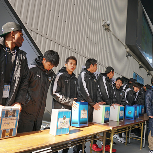 選手がMind−1ニッポンプロジェクト募金活動に参加(1)