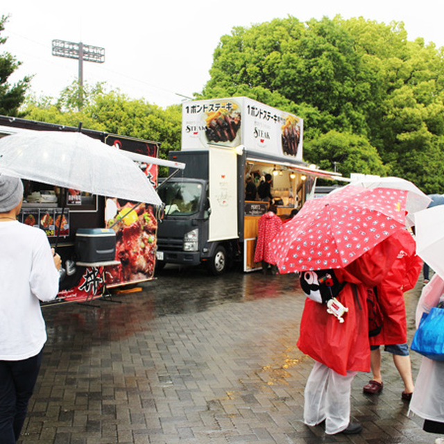本日、「丼祭り」を開催!