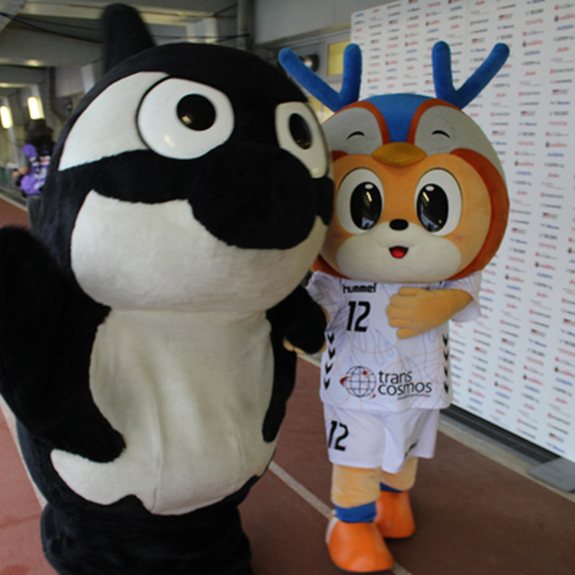 パロマ瑞穂スタジアムにヴィヴィくんが来場!