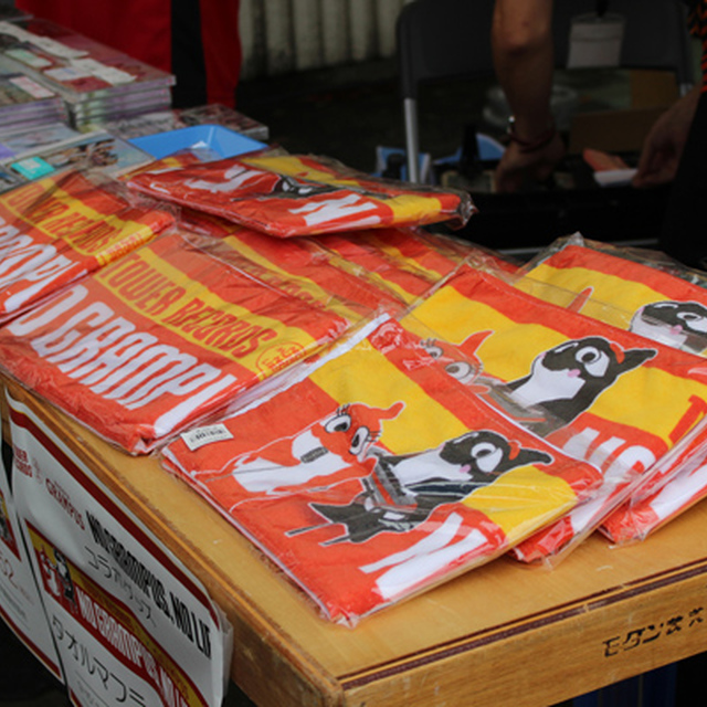 コラボタオルマフラーも販売中!