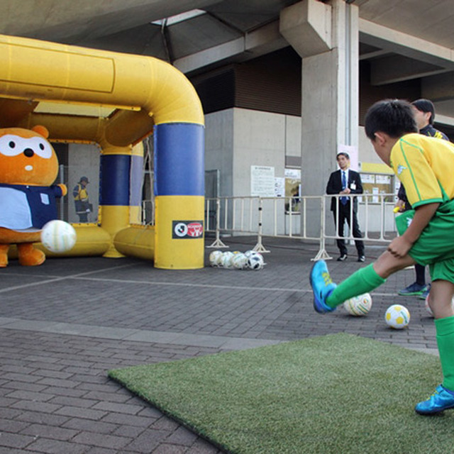 人気キャラPontaとPK対決