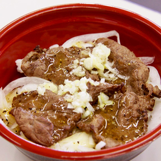 50食限定の「馬丼」