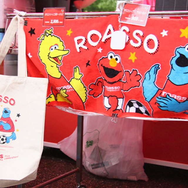 セサミストリートとのコラボアイテムが登場!