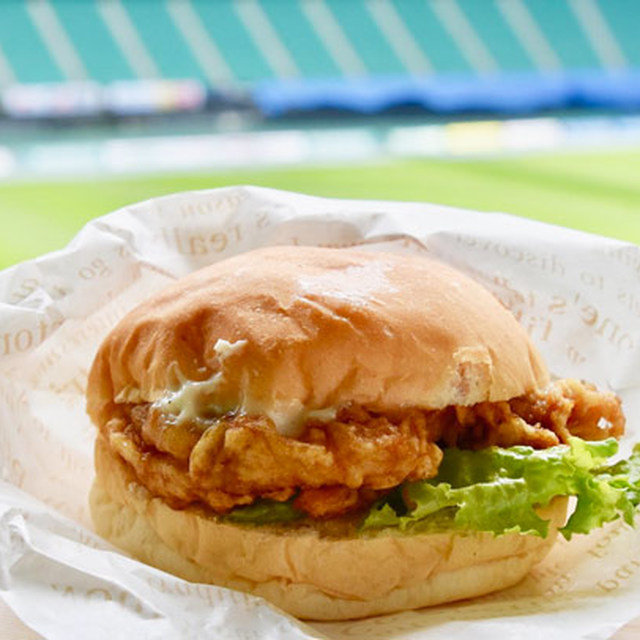 とり天南蛮バーガー(250円)!